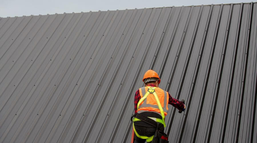 Professional metal roof installation services in Green Valley, IL
